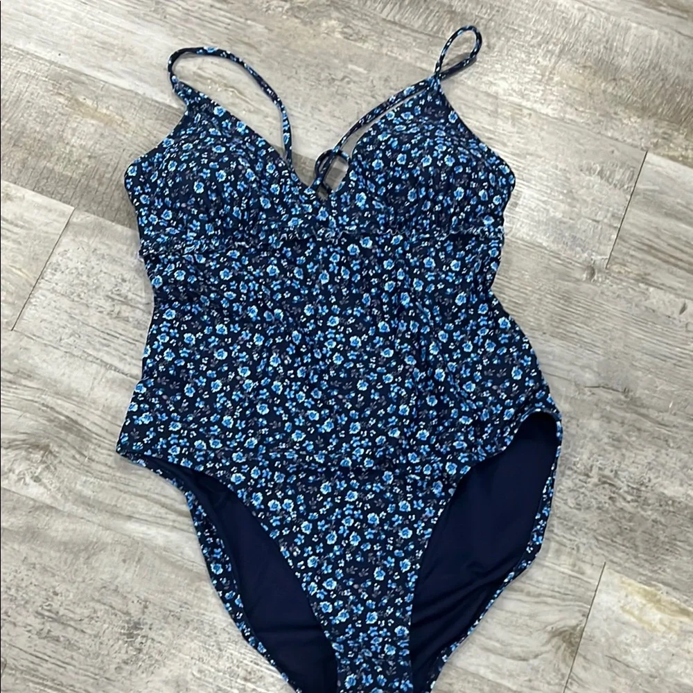 Old Navy Classic Blue One Piece Swimsuit‎ with Sweetheart Neckline XXL plus size